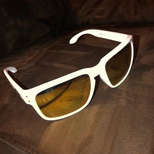 Brand new mens Oakley holbrook glasses